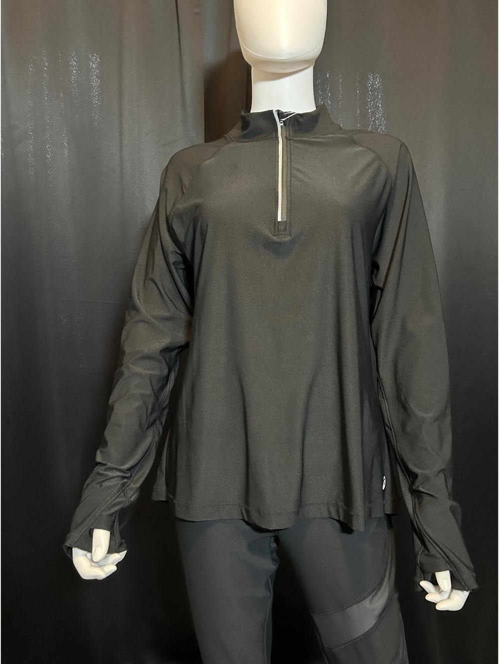 ASICS pullover